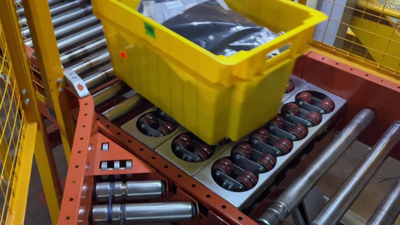 Tote Carrying Conveyors (Belt & Roller) - Nido Automation