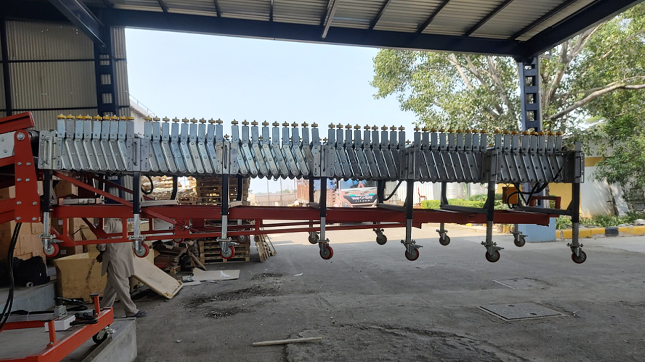 Truck Loading and Unloading Conveyor